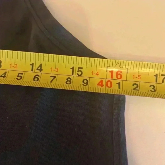 Lululemon Love Racerback-Sz 4 - Picture 4 of 4